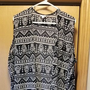 Lularoe Joy XL Black and White Unicorn Hamsa